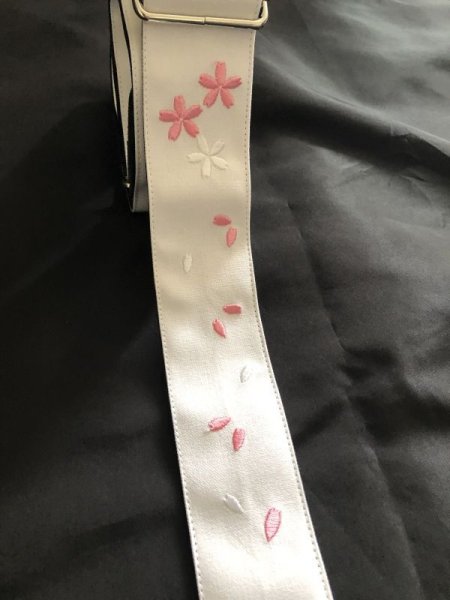 画像8: 神風ストラップ / 桜ホワイト 桜吹雪 (8)