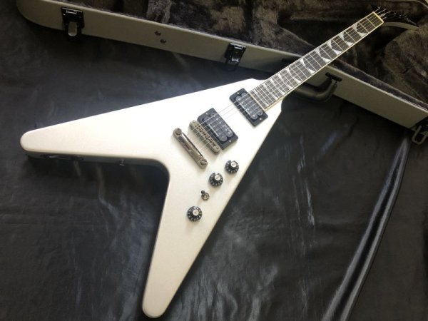 画像2: Gibson USA / Dave Mustaine Flying V EXP / Silver Metallic (新品) 349,800円→310,000円！！ (2)