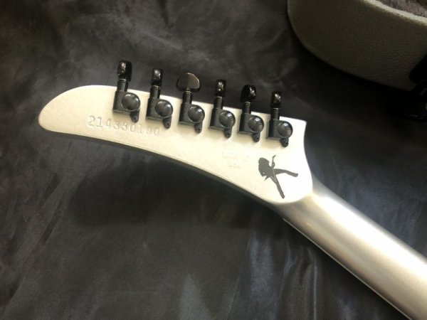 画像8: Gibson USA / Dave Mustaine Flying V EXP / Silver Metallic (新品) 349,800円→310,000円！！ (8)