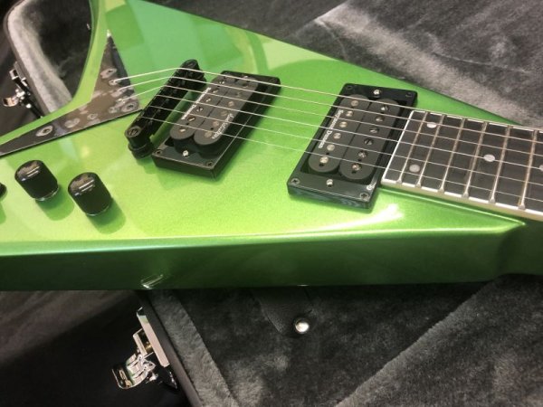 画像3: KRAMER / Dave Mustaine Signature Model / Vanguard Rust In Peace Alien Tech Green 限定版 (新品・送料無料) (3)