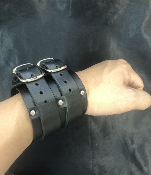 画像5: DSL Straps / 2.5” Wristband Black / リストバンド　レザー (5)