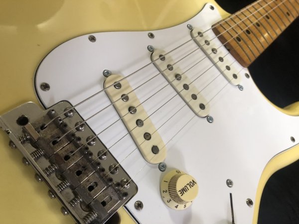 画像5: Fender Japan / ST-68 (ST67-85) Eシリアル Collectors Series (5)