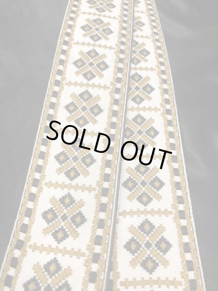 画像2: Sui Generis Strap / Woven & Embroidry Series DAFFA / ハンドメイド・手織り刺繍ギターストラップ (2)