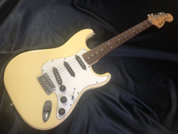 画像1: Fender Japan / ST72-60SC リッチー・ブラックモアモデル (1)