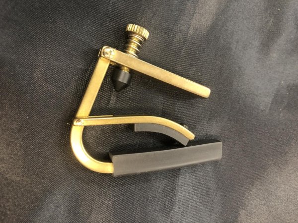 画像1: SHUBBの真鍮、ブラス製のカポ！　これはいいものかもしれない！　0円 (1)
