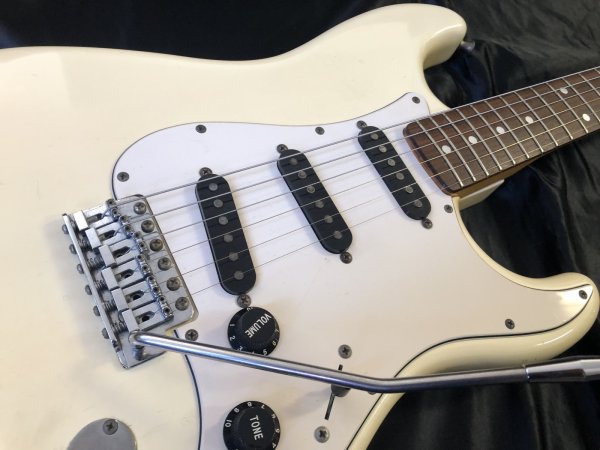 画像6: Fender Japan / ST72-55 Aシリアル (6)
