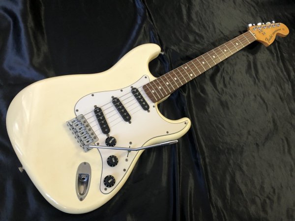 画像3: Fender Japan / ST72-55 Aシリアル (3)