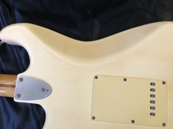 画像12: Fender Japan / ST72-55 Aシリアル (12)