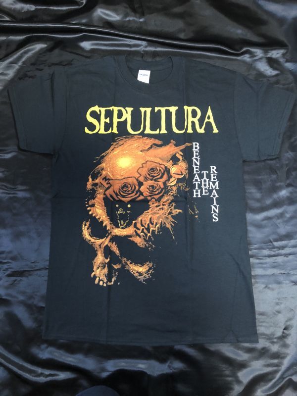 Sepultura / BENEATH THE REMAINS Tシャツ Mサイズ - HR/HMギター専門 