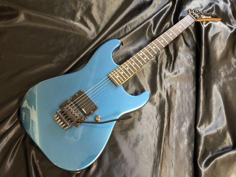 Charvel / Model 2 Metallic Blue