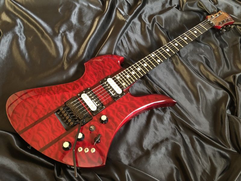 B.C.Rich B.C.Rrich bcリッチ モッキンバード フロイドローズ スルーネック リバースヘッド、美品です♪