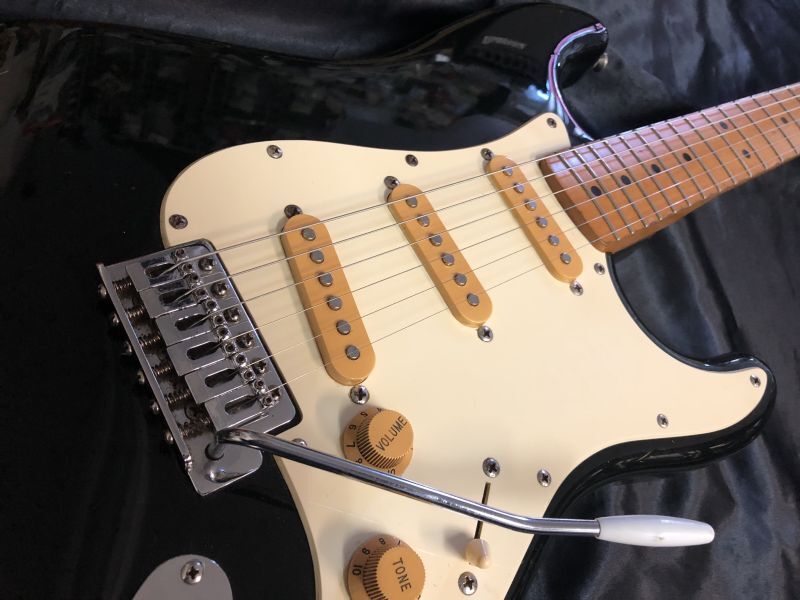 Fender Mexico / Stratocaster Squier Series - HR/HMギター専門店