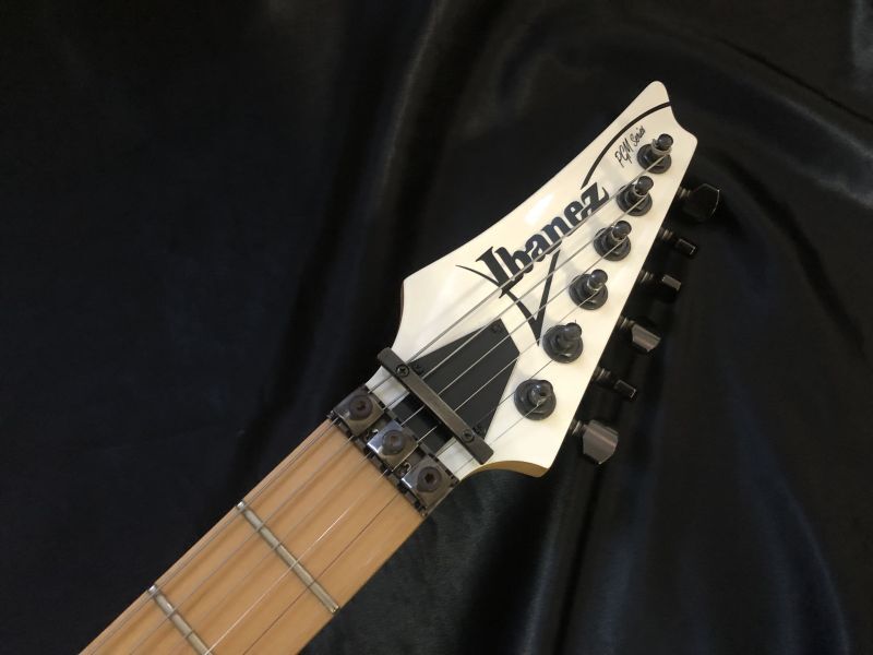 Ibanez PGM 300 日本製 シグネチャー ポールギルバートモデルよろしくお願いいたします